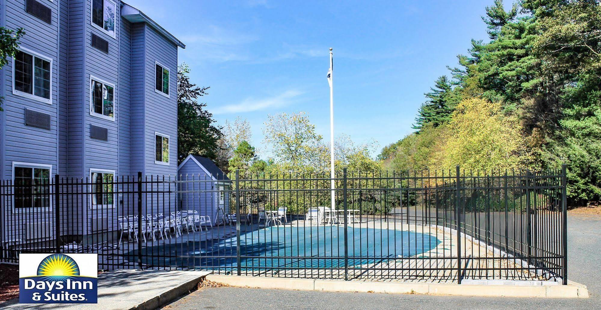 Days Inn By Wyndham Sturbridge Zewnętrze zdjęcie